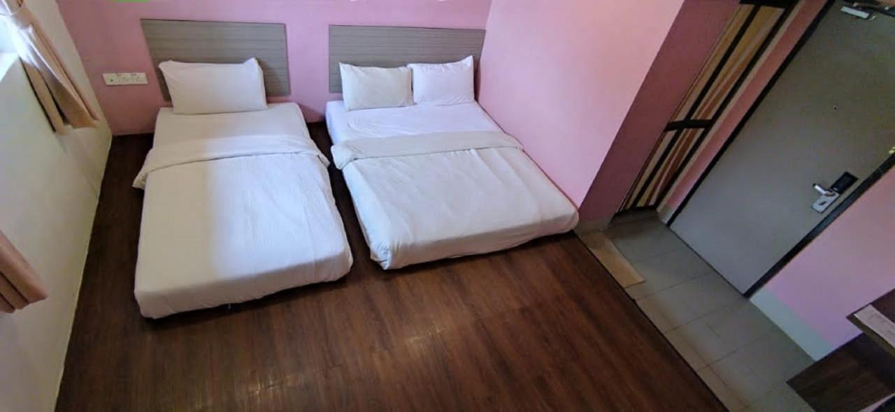 Dream House Hotel สกูได ภายนอก รูปภาพ